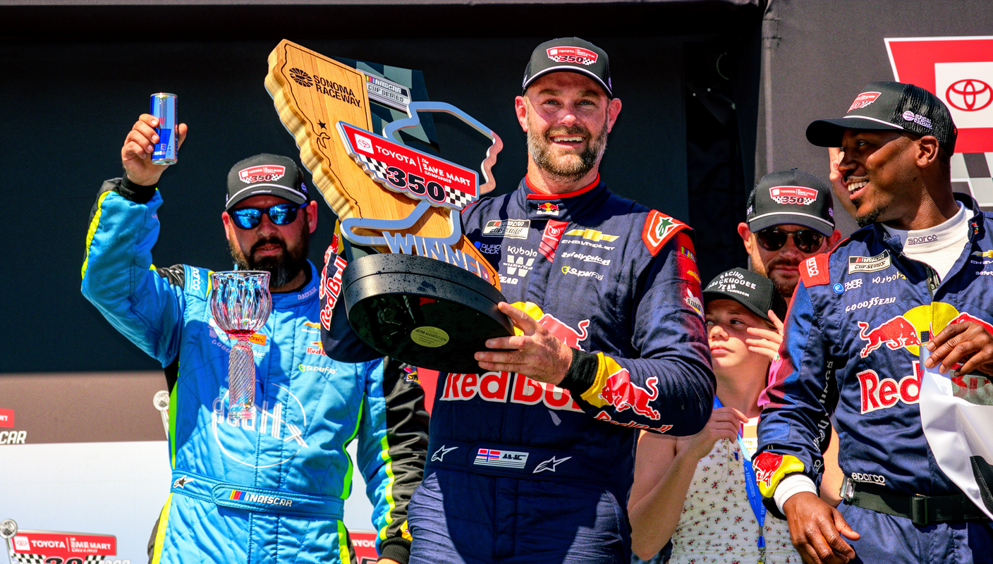 Shane van Gisbergen 逆袭夺冠背后的4大关键启示：中欧体育官网 - 中欧体育官网 在索诺玛的不可复制之路